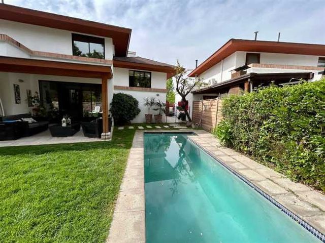 CASA Carlos Peña Otaegui/ Francisco Bulnes Correa