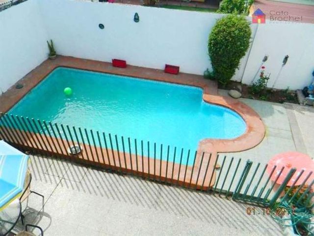 CASA Benito Juárez / Las Hualtatas