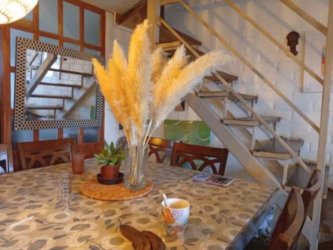 FOCOLARE PROPIEDADES VENDE CASA SECTOR RESIDENCIAL