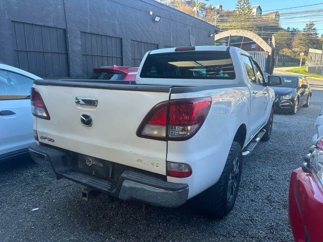 MAZDA BT-50 2020
