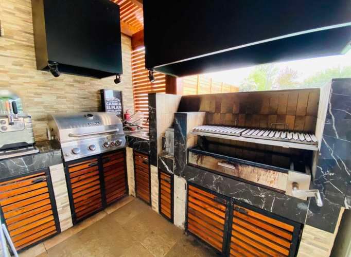 CONECTIVIDAD A SANTIAGO, CARRETERA SAN MARTIN, RUTA 5 Y AUTOPISTA NOR ORIENTE