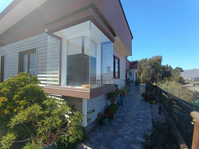 CASA Hermosa casa de 140mt2 construidos en 5005mt2 de terreno, en el exclusivo Fundo Loreto