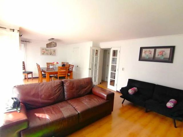 CASA CON 4 DORM EN EL MEJOR CONDOMINIO (112966)