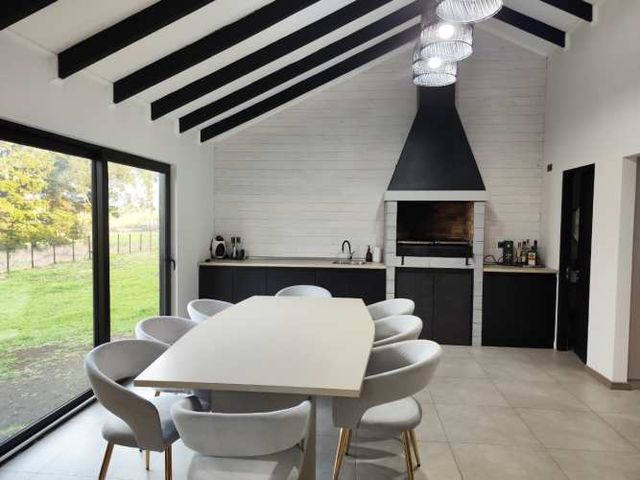 CASA EN ALTO MAULLIN / LLANQUIHUE