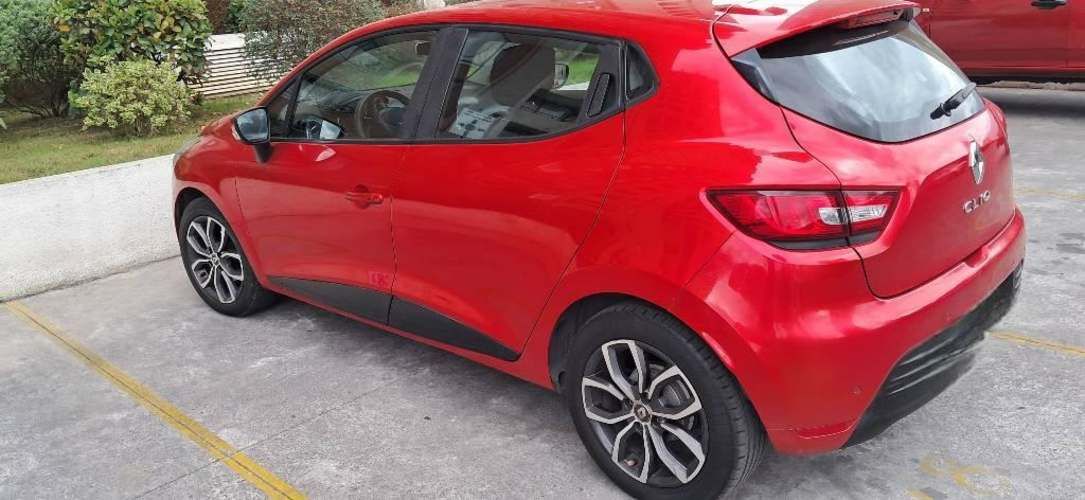 Renault Clio 1.2 2019 Rojo fuego