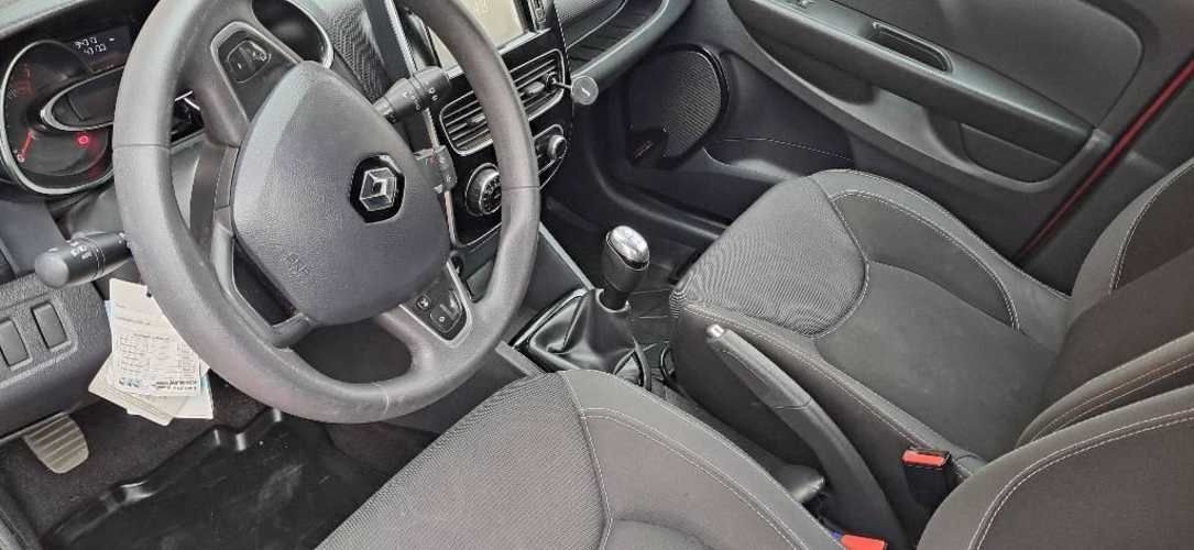 Renault Clio 1.2 2019 Rojo fuego