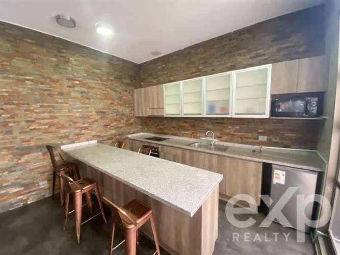 DEPARTAMENTO una cuadra de la Alameda