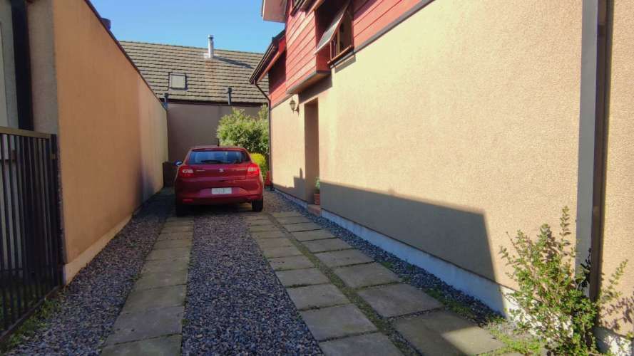 VENTA -CASA SAN PEDRO DEL VALLE EXCELENTE UBICACIÓN