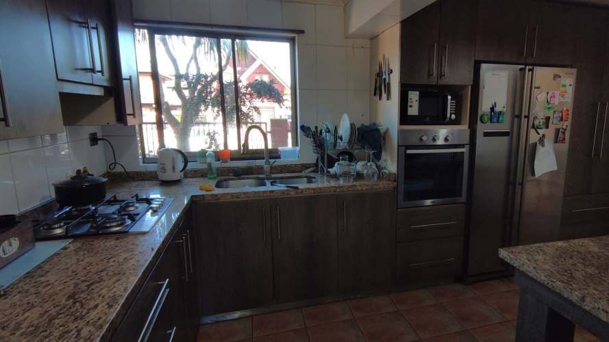 VENTA -CASA SAN PEDRO DEL VALLE EXCELENTE UBICACIÓN