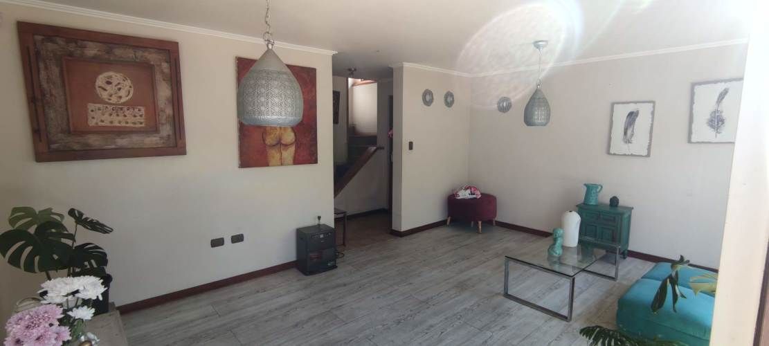 VENTA -CASA SAN PEDRO DEL VALLE EXCELENTE UBICACIÓN