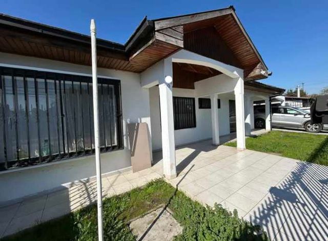 VENDE CASA EN CALLE RAMON OLATE, LINARES VII REGION