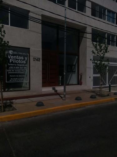 Home Studio con bodega en Estación Central.