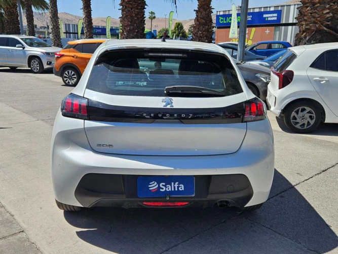 PEUGEOT 208 2022