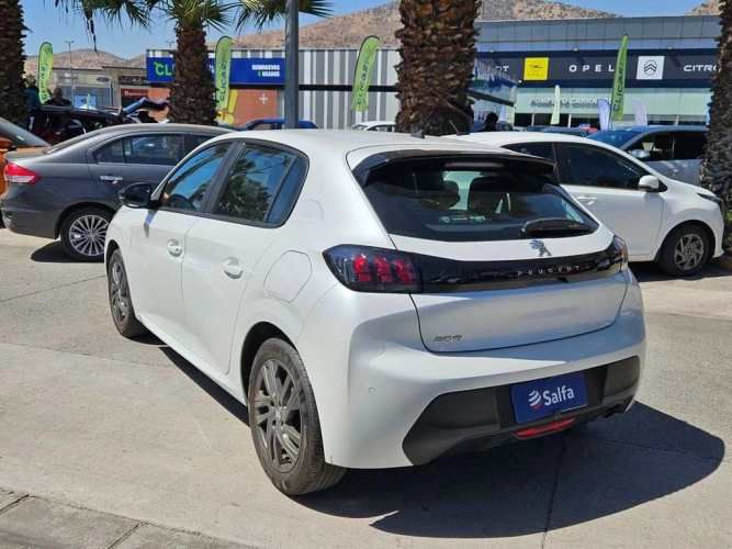PEUGEOT 208 2022