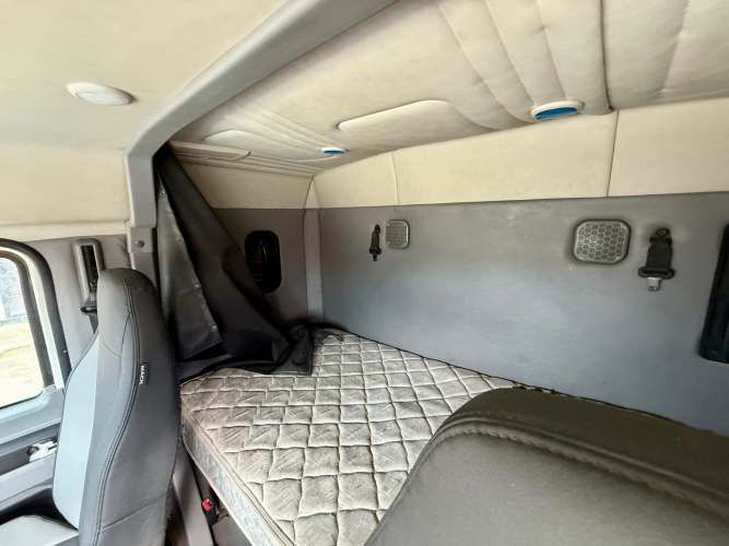 2019 Tractocamión Mack Anthem 6x4 con Kit Hidráulico – Muy buen estado