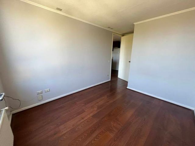 Depto en Massmann con Alemania con estacionamiento