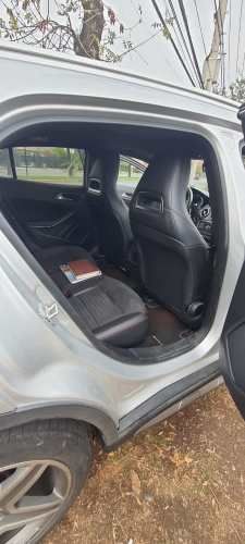 MERCEDES BENZ GLA250 4MATIC 2017 OPORTUNIDAD AUTOMATICO (LAS CONDES))