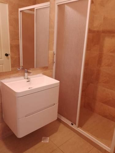 Casa, calle Andacollo