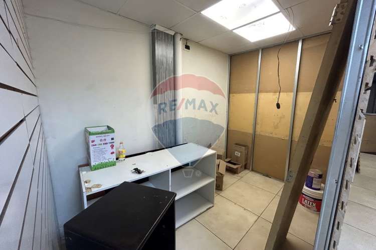 Local sn diego 850 m2 uso mixto