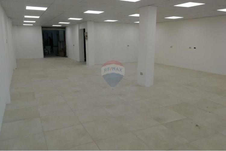 Local sn diego 850 m2 uso mixto