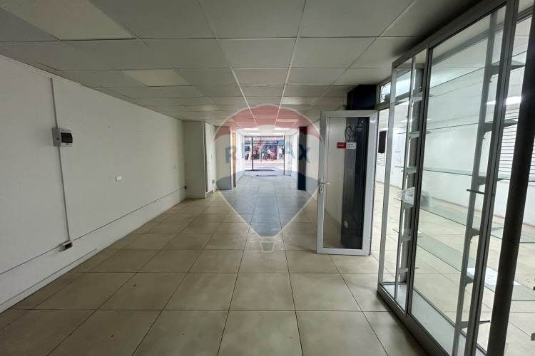 Local sn diego 850 m2 uso mixto