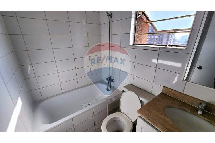 Departamento 2d+1b con balcón y independencia