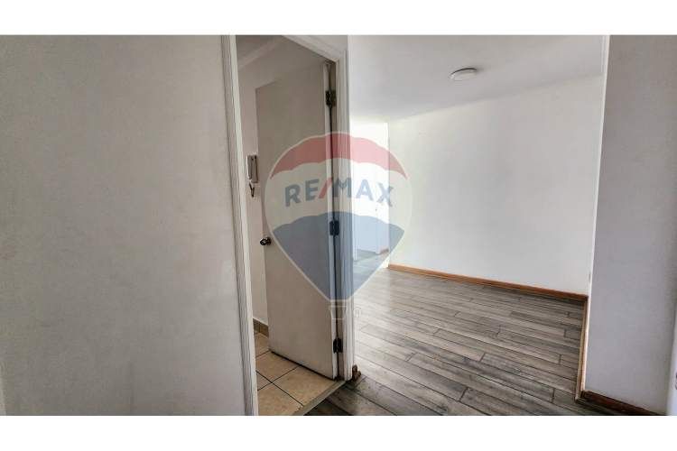 Departamento 2d+1b con balcón y independencia