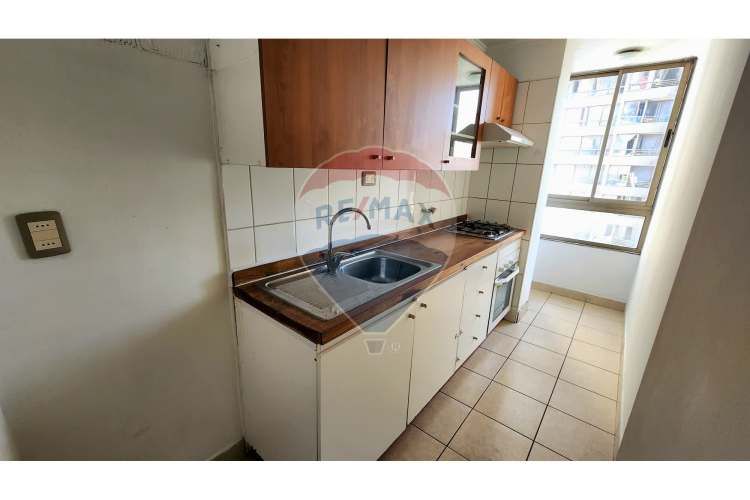 Departamento 2d+1b con balcón y independencia