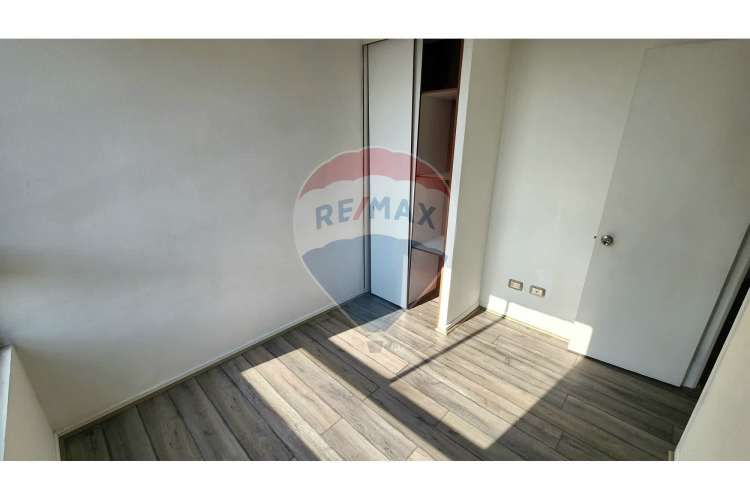 Departamento 2d+1b con balcón y independencia