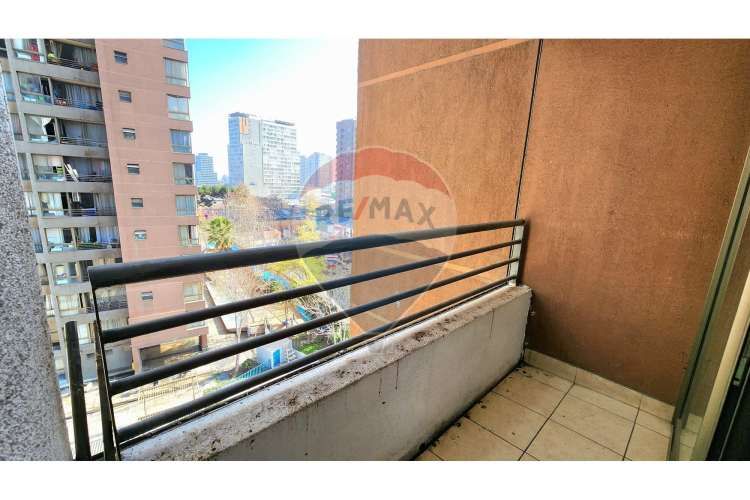 Departamento 2d+1b con balcón y independencia