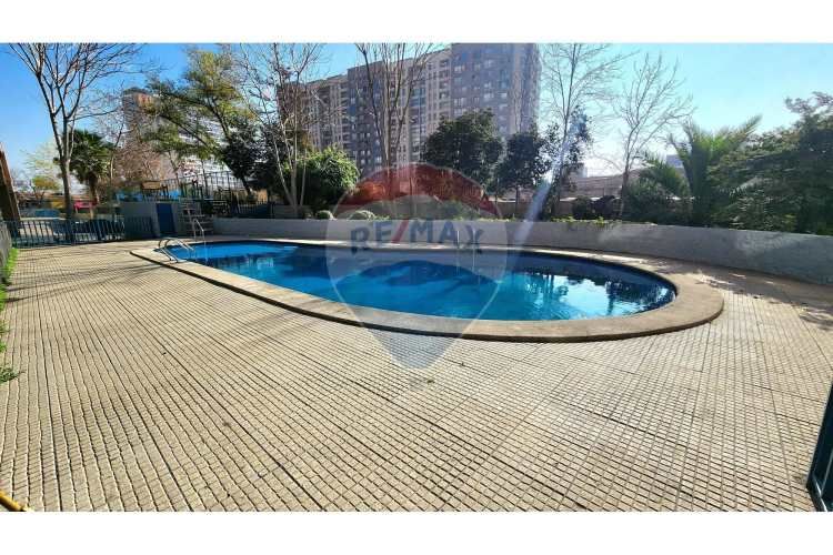 Departamento 2d+1b con balcón y independencia