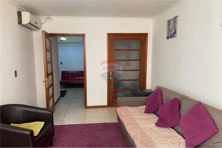 Se vende oficina en edificio aranjuez talca.