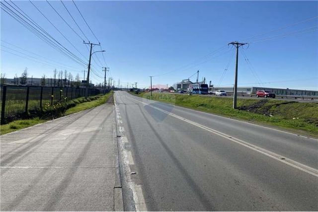 Se arrienda terreno industrial 9.500 m2  3km talca