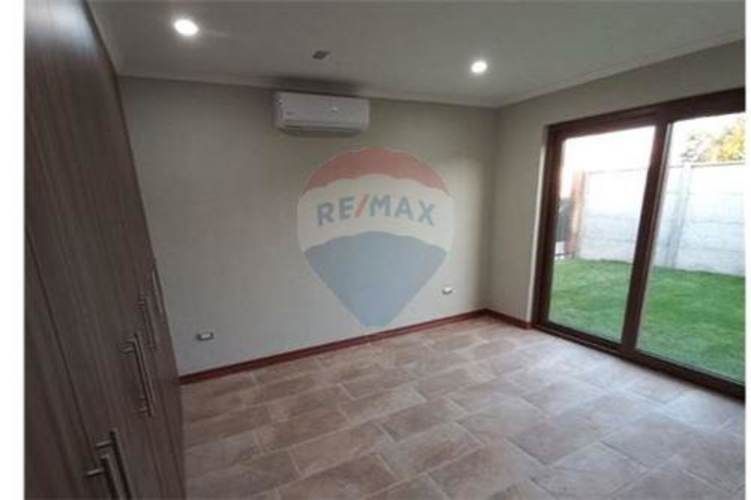 En venta casa en parcelas hacienda la esmeralda.