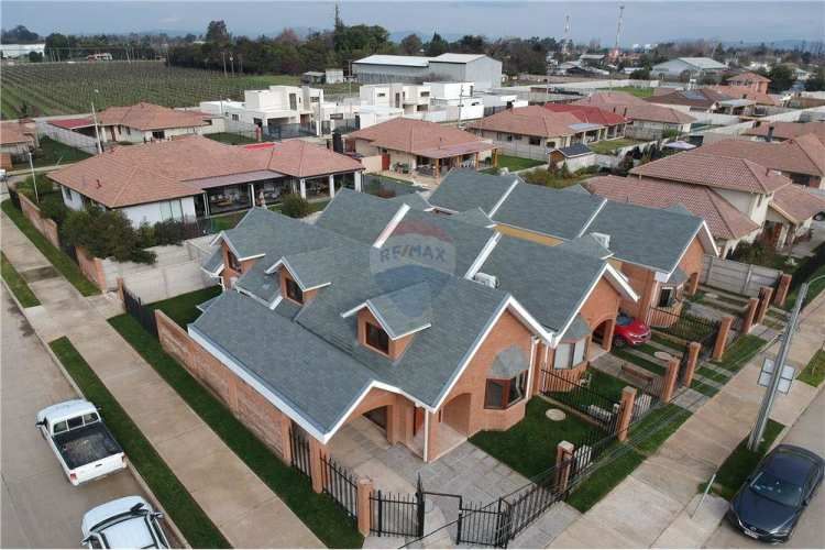 En venta casa en parcelas hacienda la esmeralda.