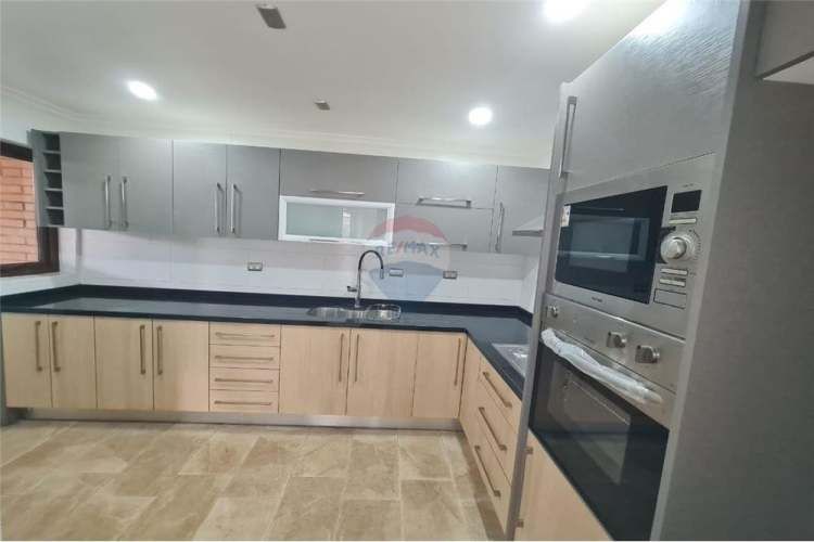 En venta casa en parcelas hacienda la esmeralda.