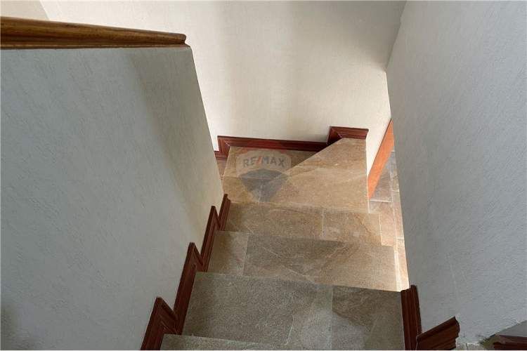 En venta casa en parcelas hacienda la esmeralda.