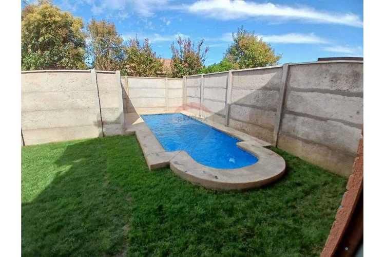 En venta casa en parcelas hacienda la esmeralda.