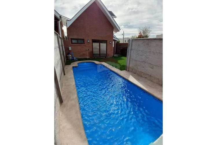 En venta casa en parcelas hacienda la esmeralda.