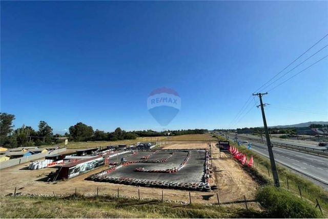 Arriendo lotes de 5.000  cruce unihue.