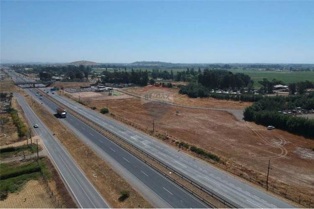 Arriendo lotes de 5.000  cruce unihue.