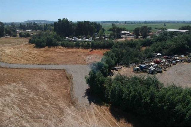 Arriendo lotes de 5.000  cruce unihue.