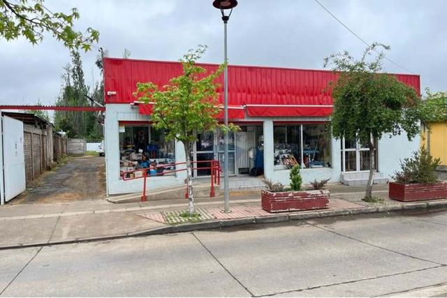 Se vende ferreteria centro de cumpeo, rio claro