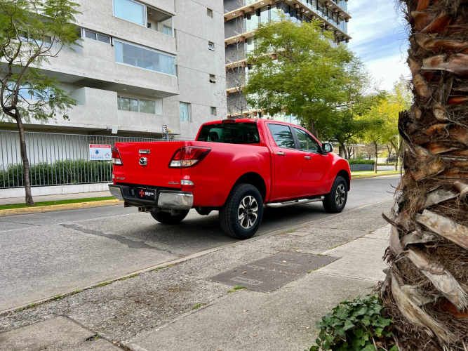 Mazda BT-50 Hi Rider 4x4 3.2 AT