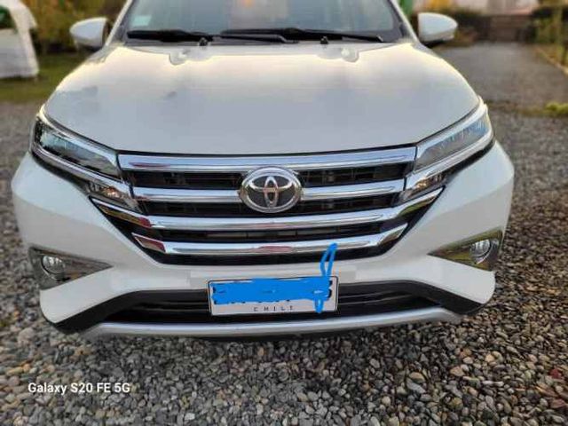 venta toyota  rush año 2022