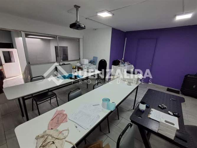 LOCAL COMERCIAL Av. Santa Isabel