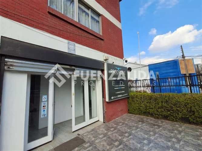 LOCAL COMERCIAL Av. Santa Isabel