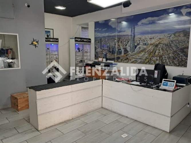 LOCAL COMERCIAL Av. Santa Isabel