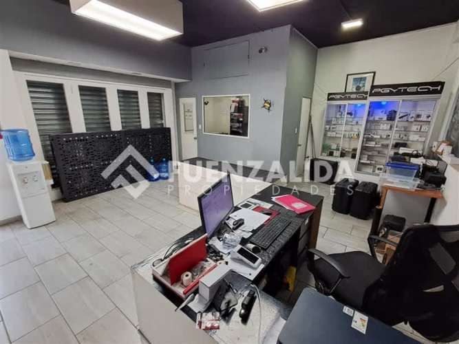 LOCAL COMERCIAL Av. Santa Isabel