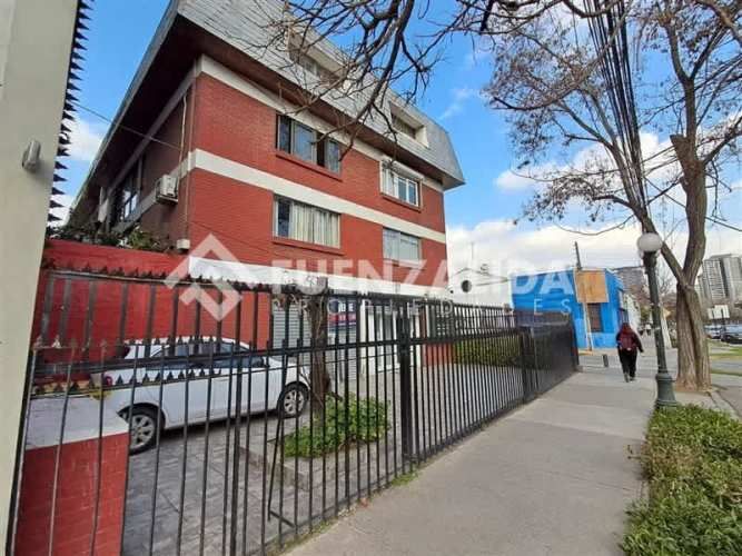 LOCAL COMERCIAL Av. Santa Isabel